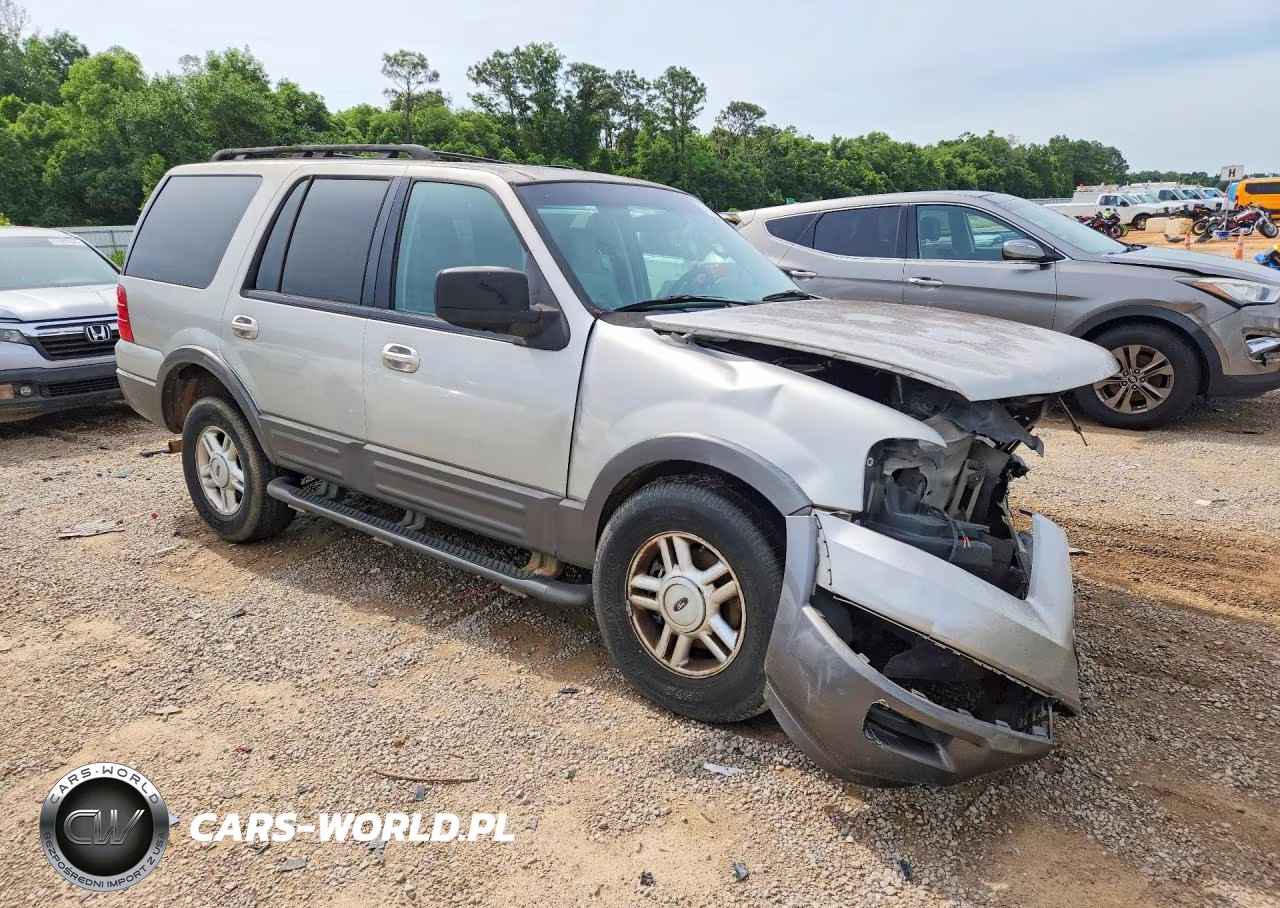 2005 Ford Expedition Xlt VIN:1FMPU15535LA23142 - 4