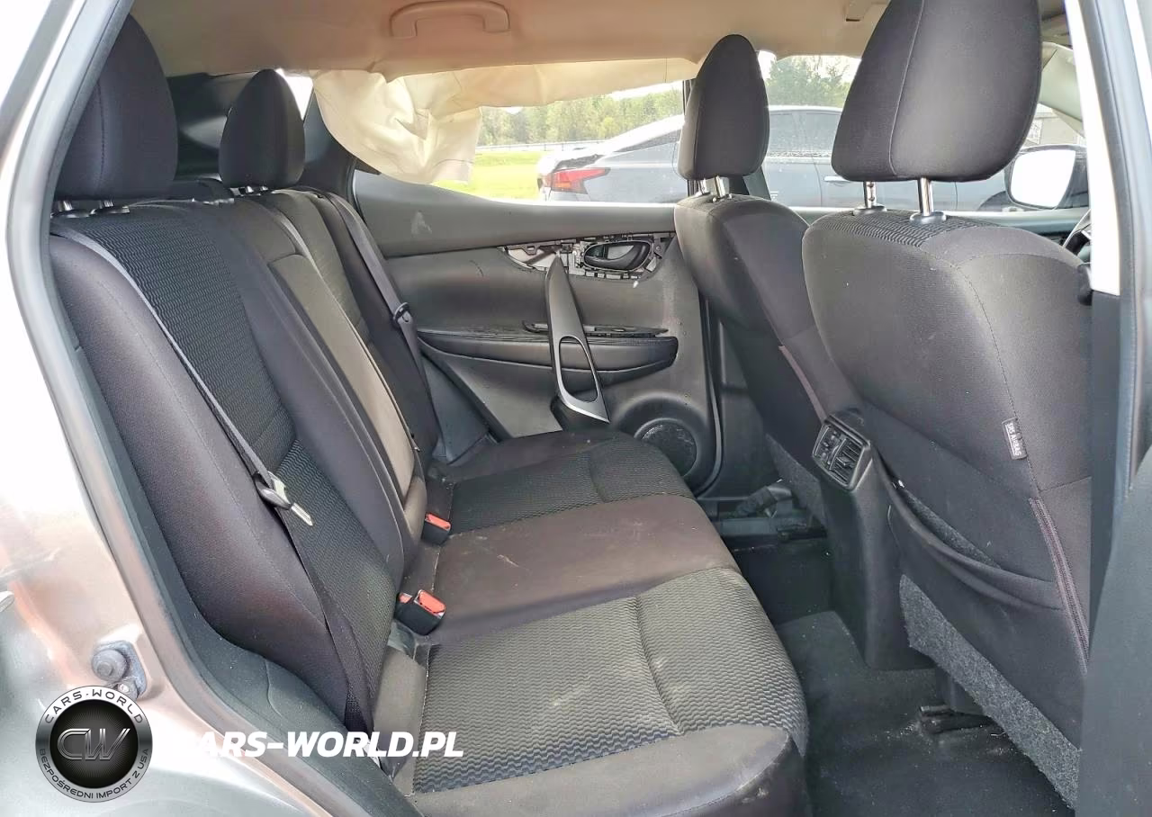 2018 Nissan Rogue Sport S VIN:JN1BJ1CR9JW257133 - 11