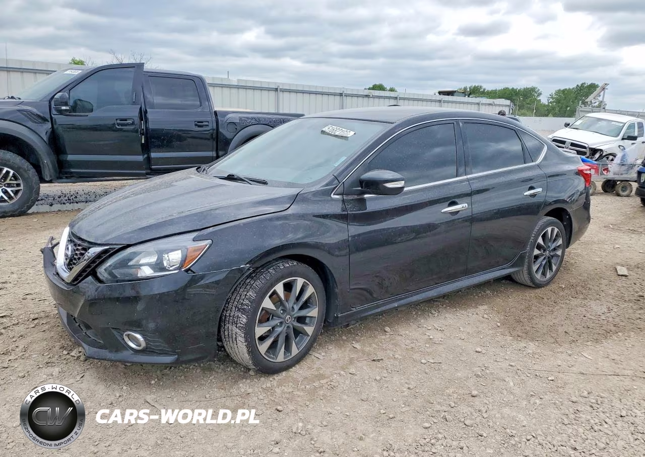 2019 Nissan Sentra Sr – zdjęcie 1 z 12