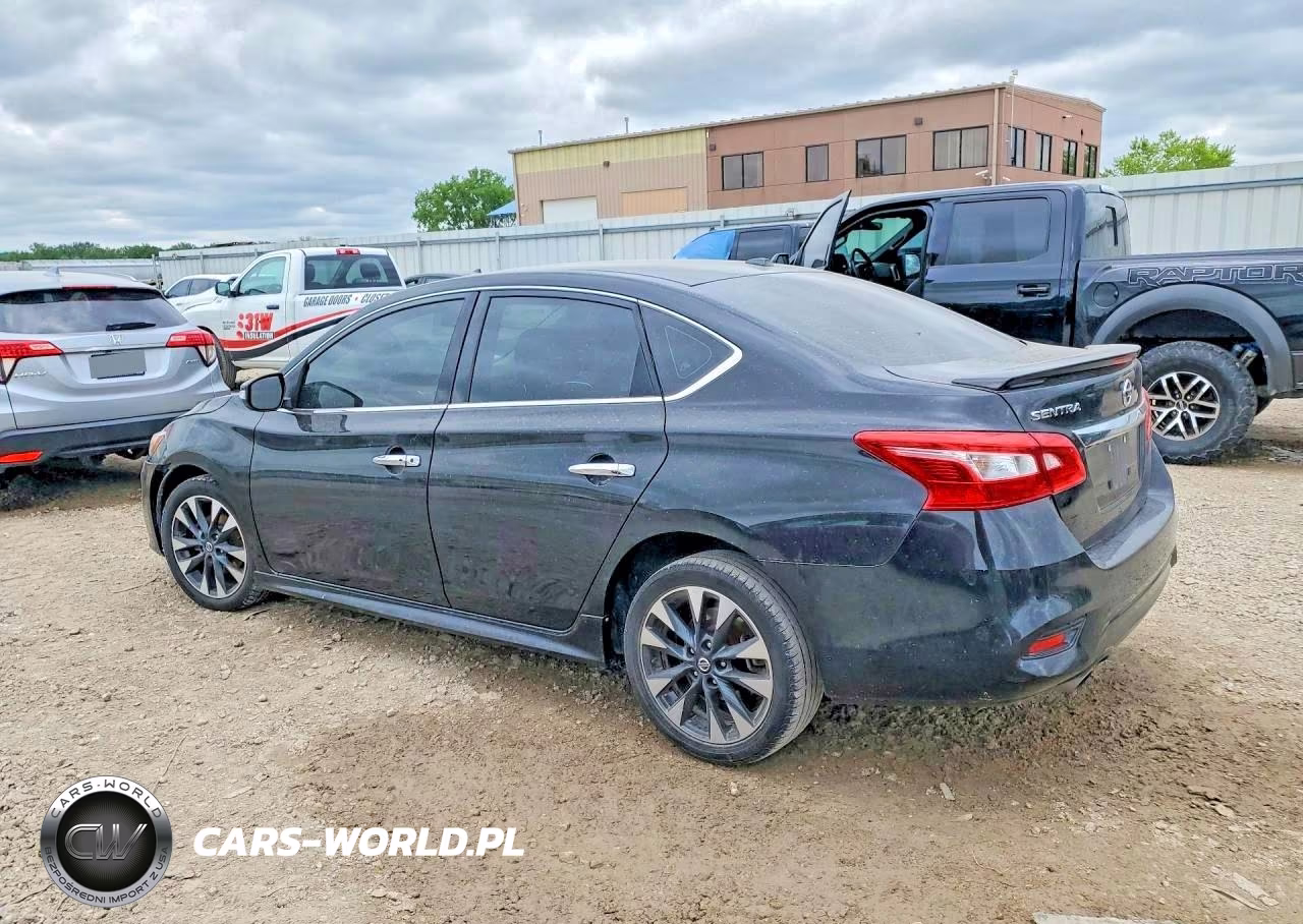 2019 Nissan Sentra Sr VIN:3N1AB7AP5KY335186 - 2