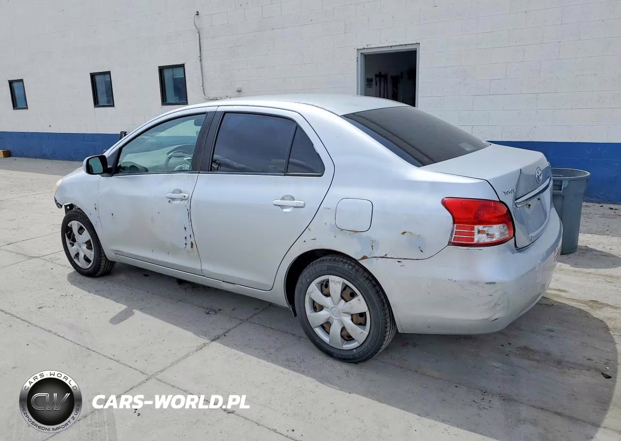2008 Toyota Yaris Base VIN:JTDBT903381242818 - 2