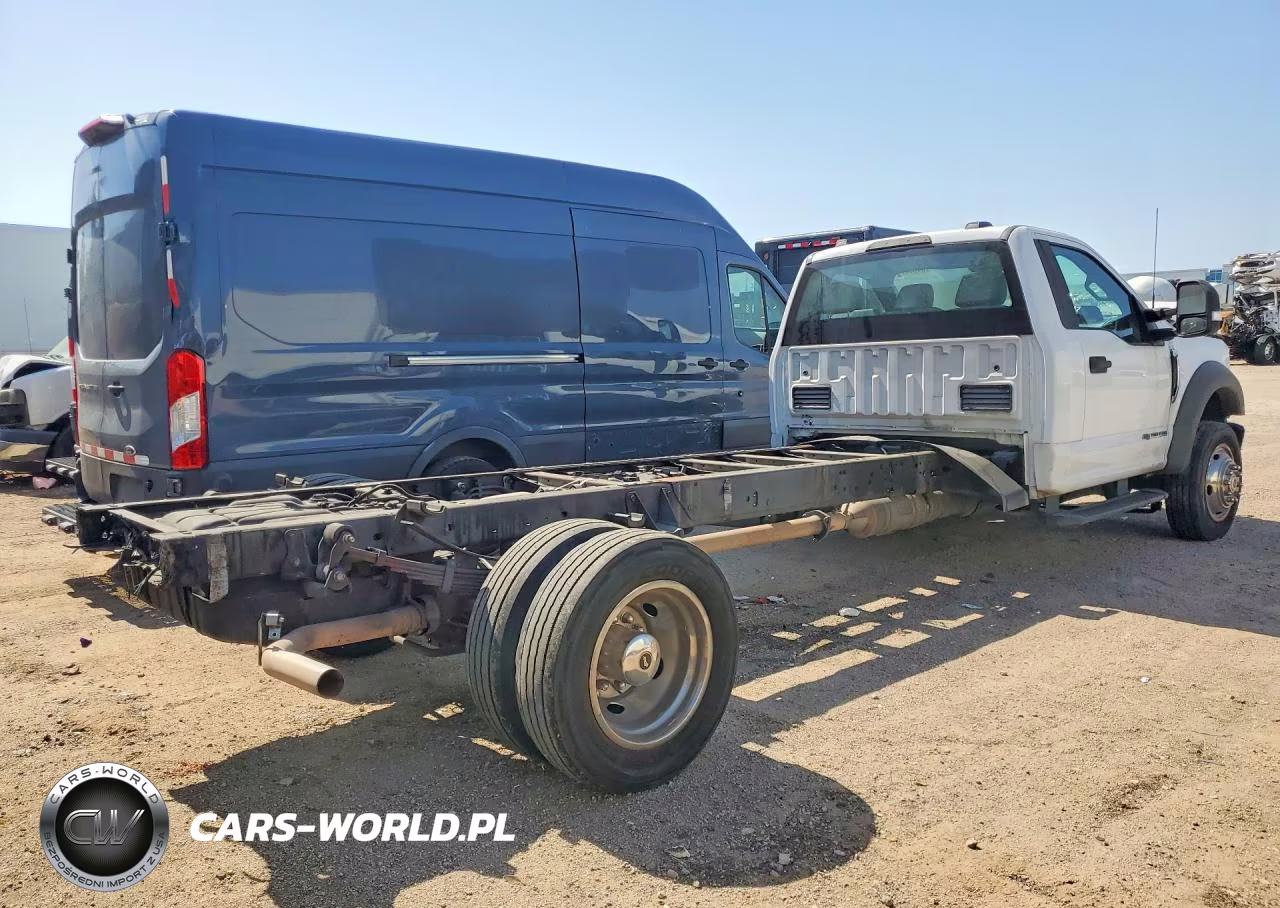 2022 Ford F550 Super Duty VIN:1FDUF5GT6NDA01209 - 3