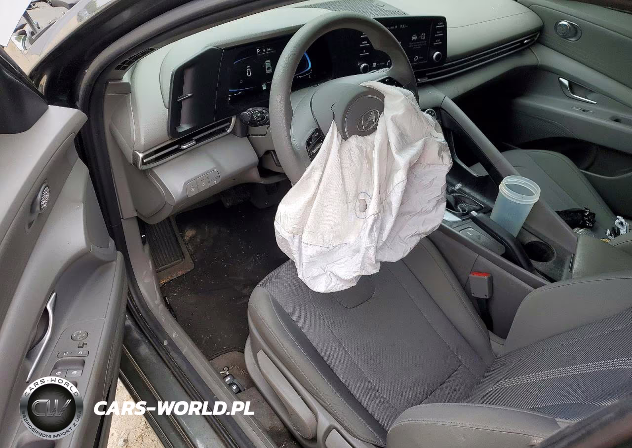 2025 Hyundai Elantra Se VIN:KMHLL4DG9SU931672 - 8