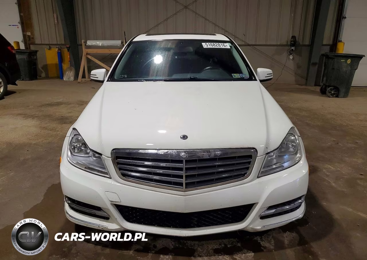 2013 Mercedes-Benz C 300 4Matic VIN:WDDGF8AB7DA829584 - 5