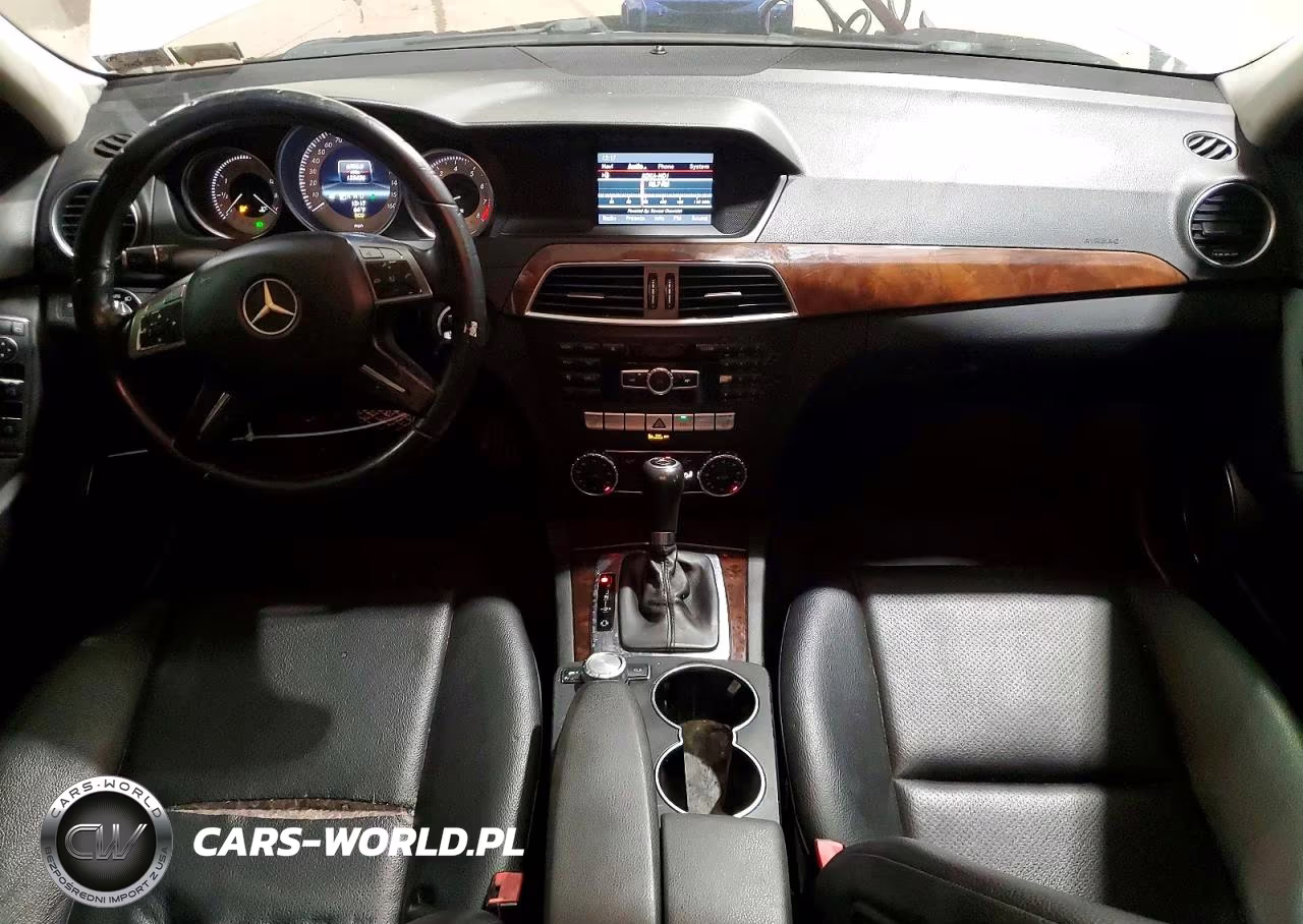2013 Mercedes-Benz C 300 4Matic VIN:WDDGF8AB7DA829584 - 8