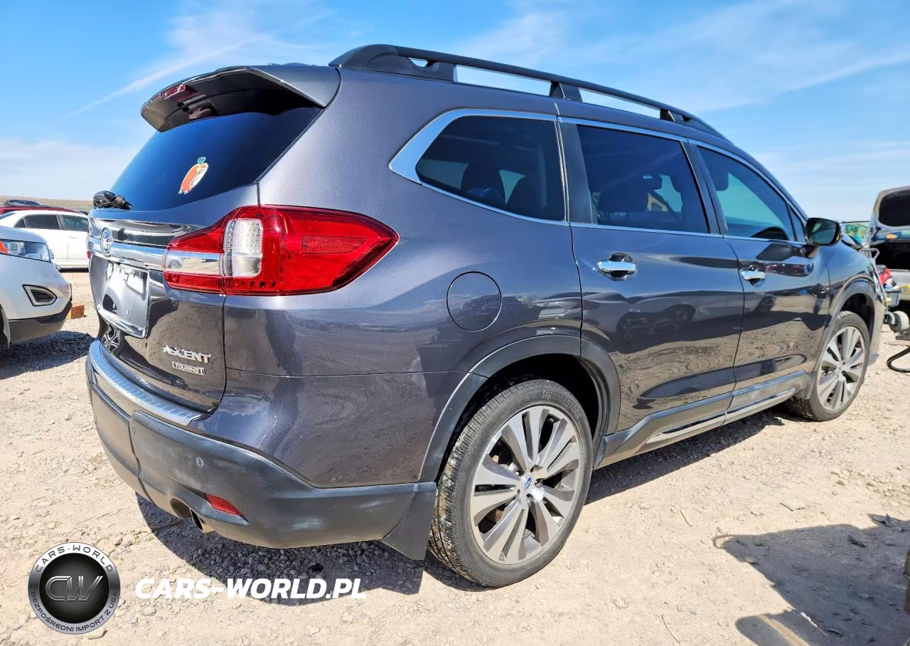 2020 Subaru Ascent Touring VIN:4S4WMARD2L3463038 - 3