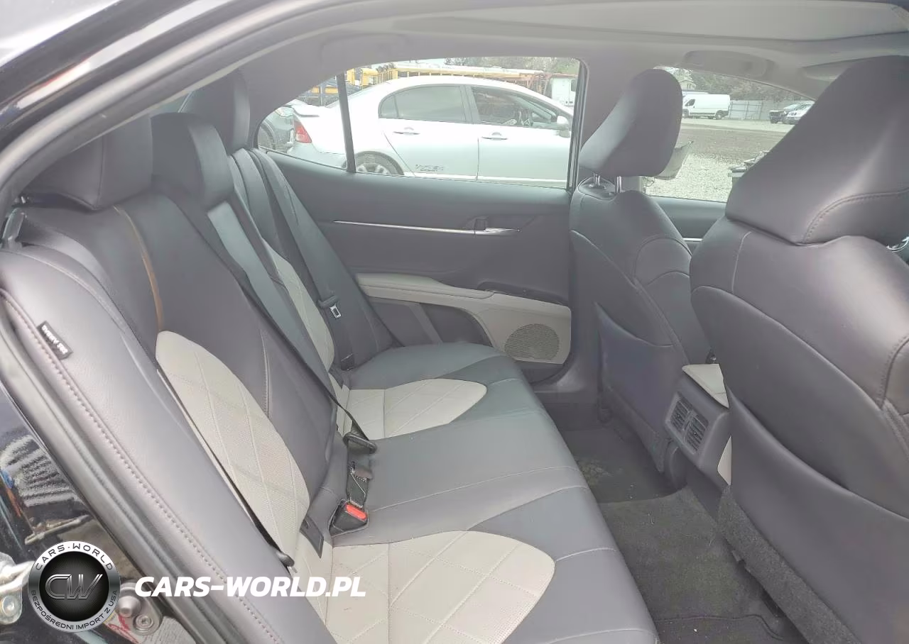2018 Toyota Camry Xle V6 VIN:4T1BZ1HK6JU001363 - 10