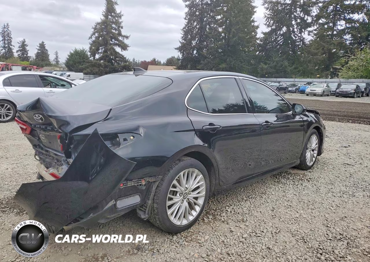 2018 Toyota Camry Xle V6 VIN:4T1BZ1HK6JU001363 - 3