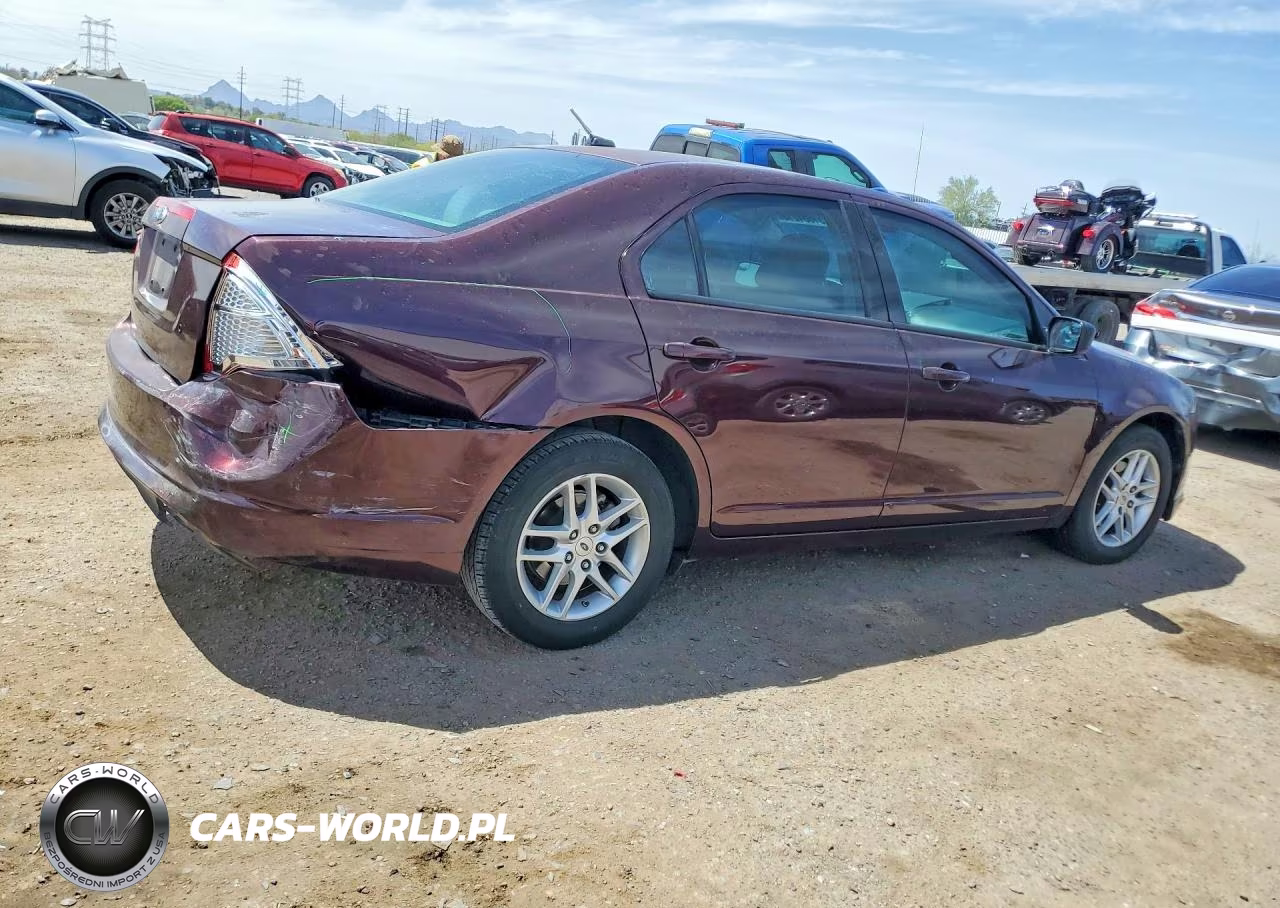 2011 Ford Fusion S VIN:3FAHP0GA1BR298600 - 3