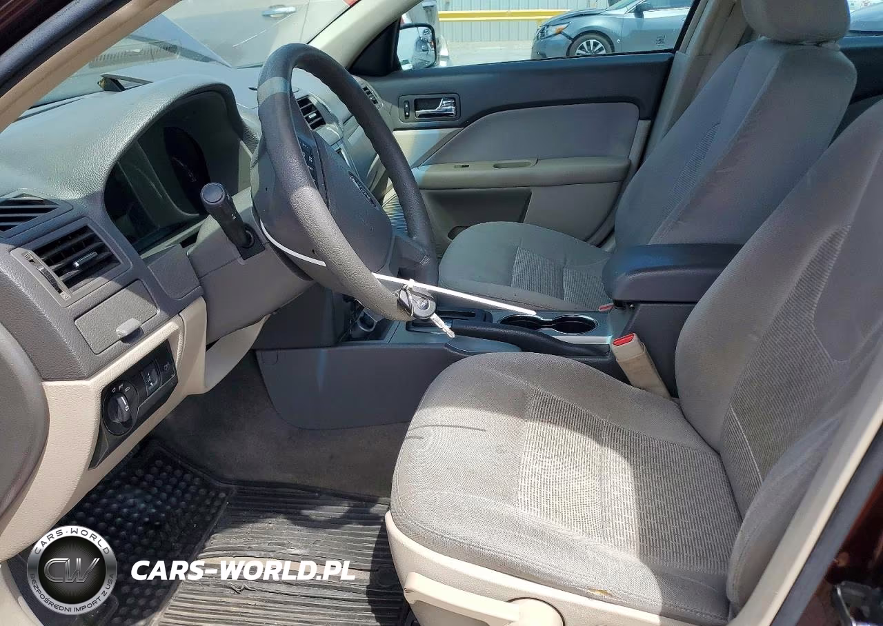 2011 Ford Fusion S VIN:3FAHP0GA1BR298600 - 7