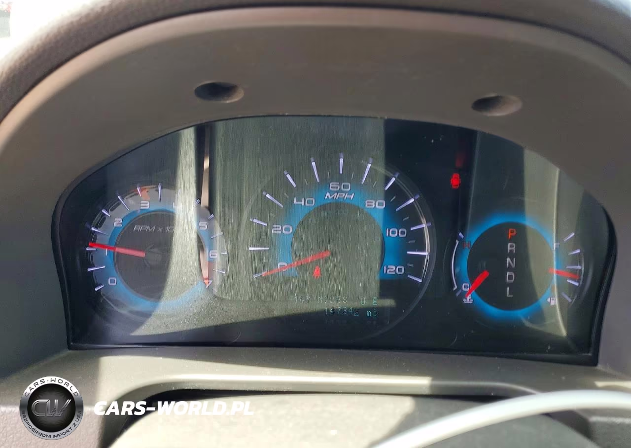 2011 Ford Fusion S VIN:3FAHP0GA1BR298600 - 9