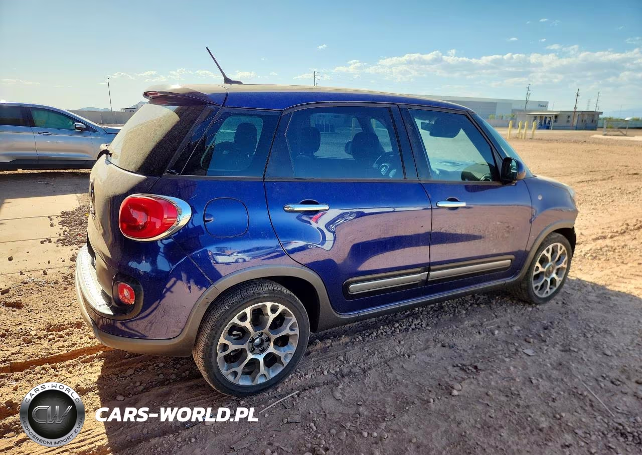 2015 Fiat 500L Trekking VIN:ZFBCFADH1FZ031198 - 3