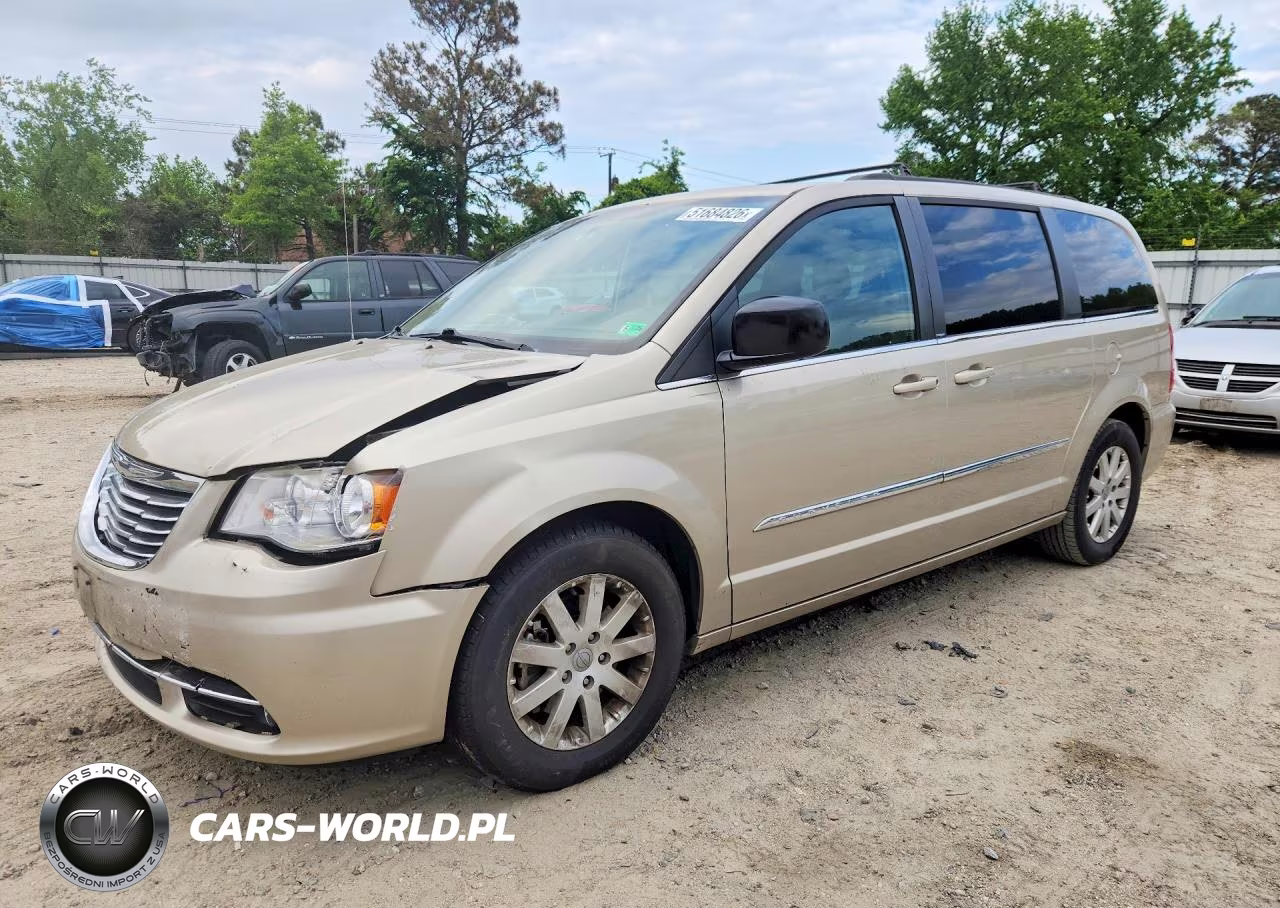 2014 Chrysler Town & Country Touring