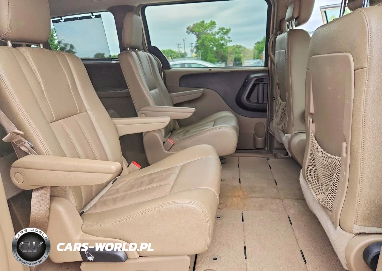 2014 Chrysler Town & Country Touring VIN:2C4RC1BG4ER276757 - 11
