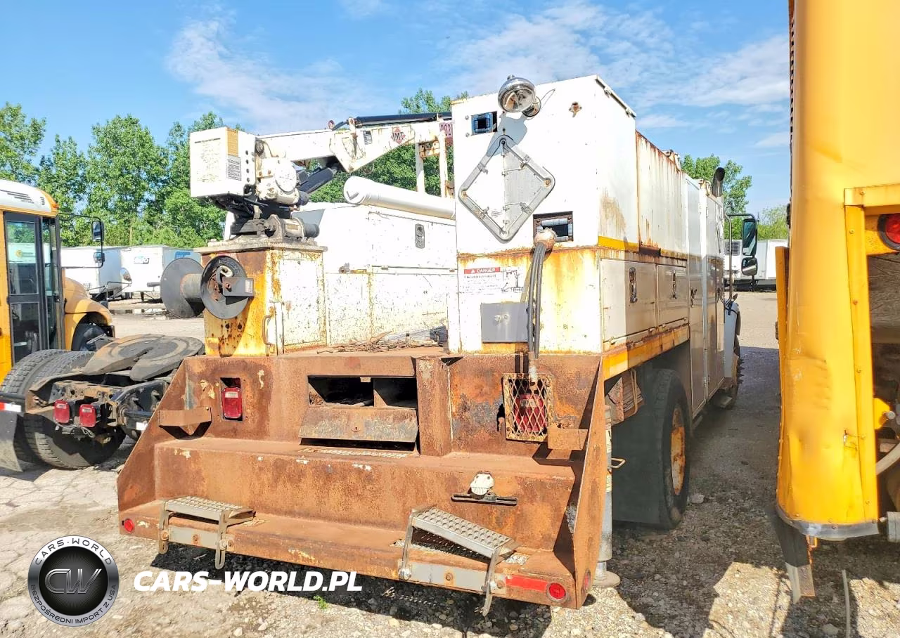 2007 Freightliner Business Class M2 Railroad Service Truck VIN:1FVACXCSX7HX24750 - 4