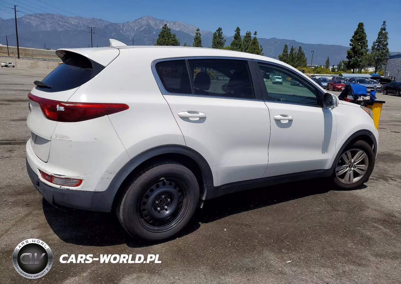 2018 Kia Sportage Lx VIN:KNDPM3AC9J7401469 - 3