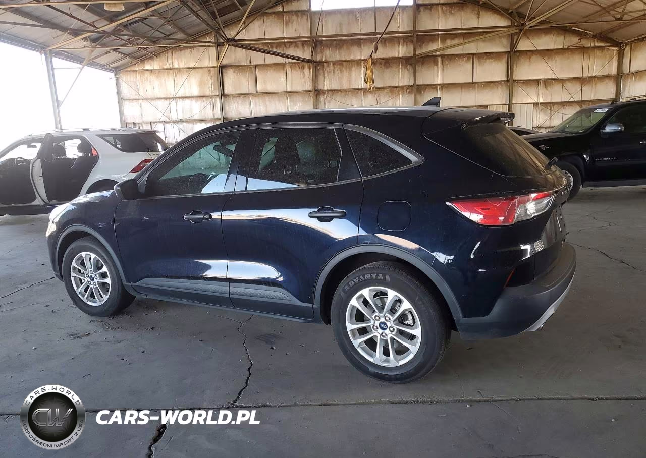2021 Ford Escape S VIN:1FMCU0F61MUA31670 - 2