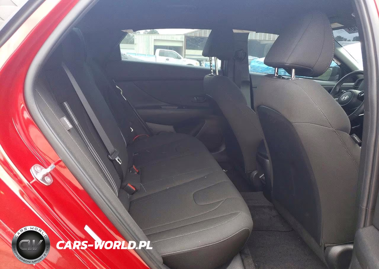 2025 Hyundai Elantra Sel Sport VIN:KMHLM4DG9SU011893 - 10