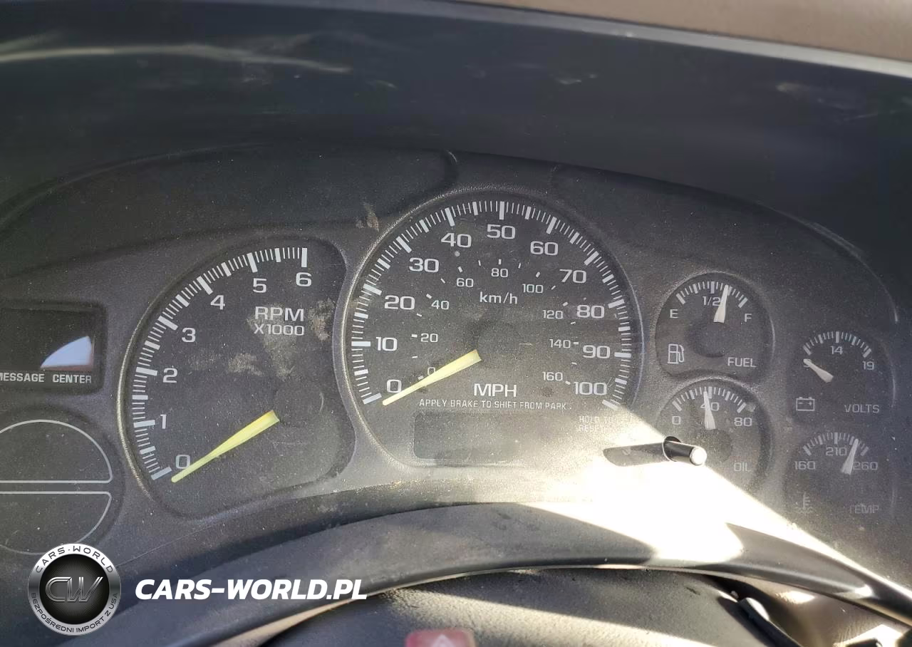 2001 Chevrolet Tahoe C1500 VIN:1GNEC13T11R105739 - 9