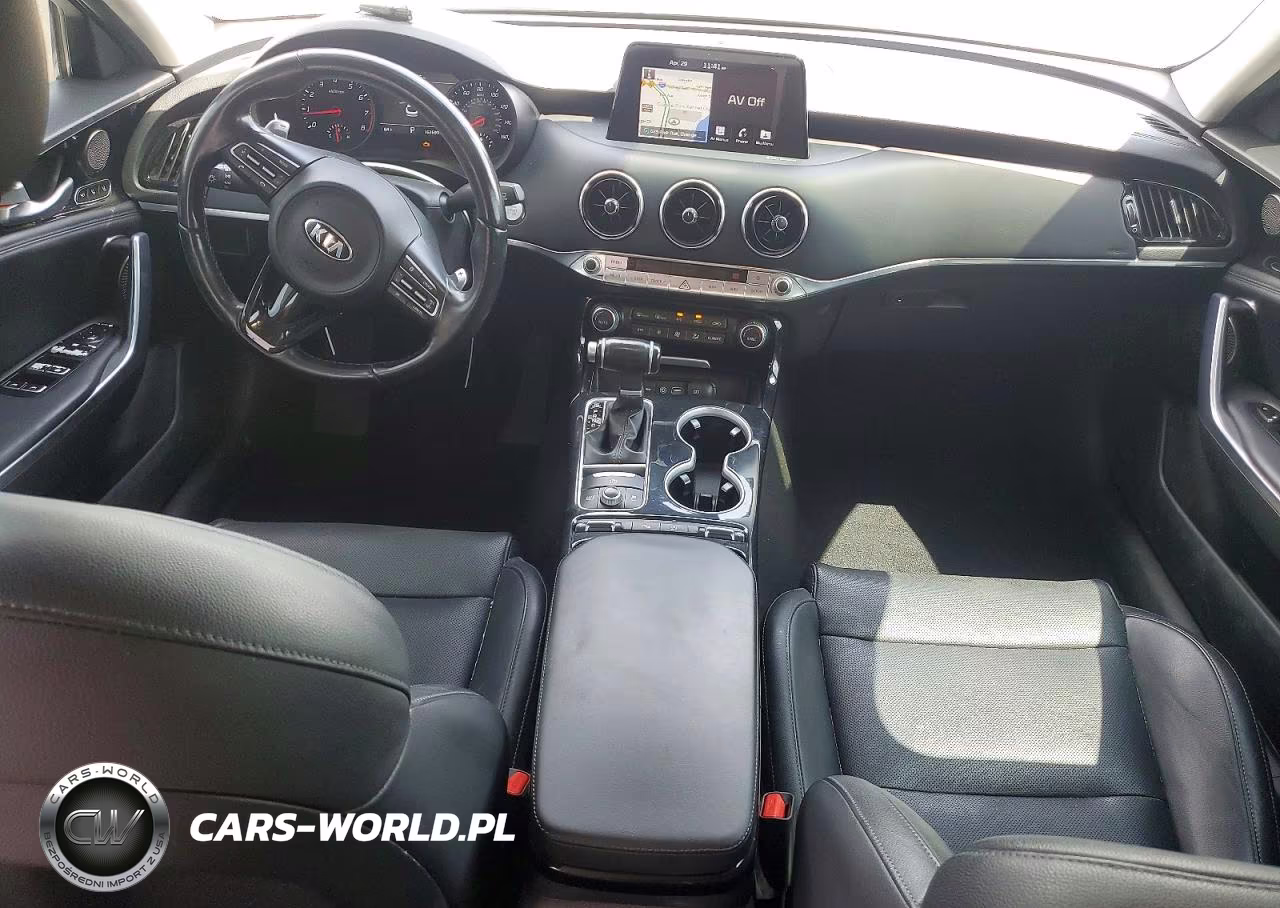 2018 Kia Stinger Premium VIN:KNAE25LA0J6022724 - 8