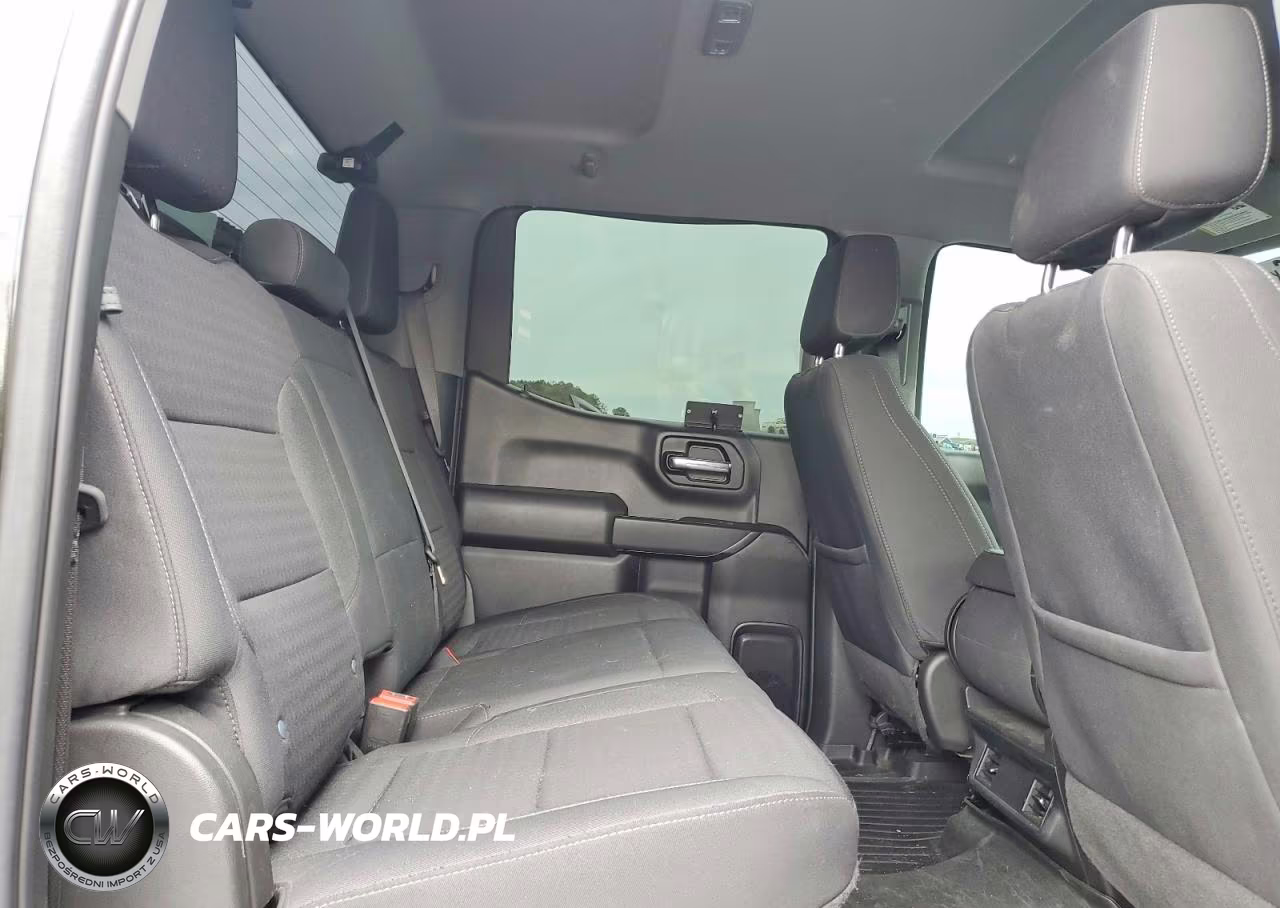2023 Chevrolet Silverado K1500 Custom VIN:1GCPDBEK7PZ206608 - 10