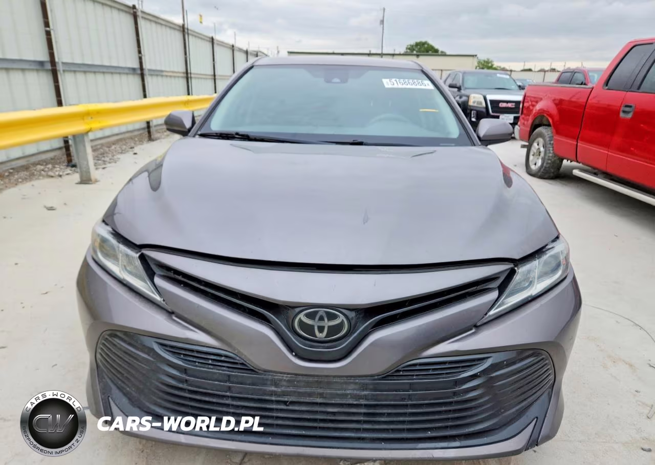 2020 Toyota Camry Le VIN:4T1C11AK2LU998676 - 5