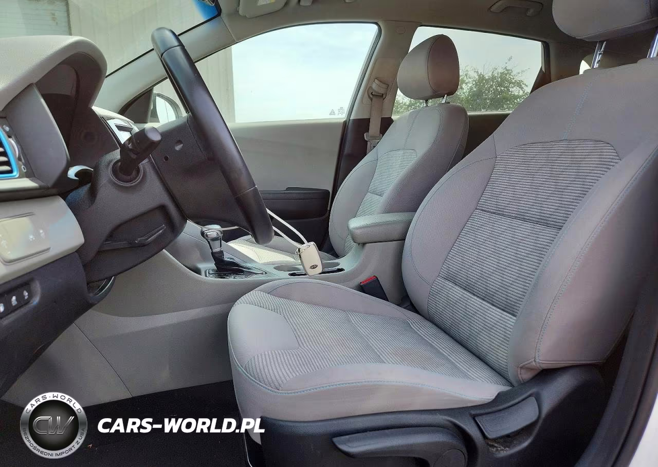 2019 Kia Niro Lx VIN:KNDCM3LDXK5220799 - 7