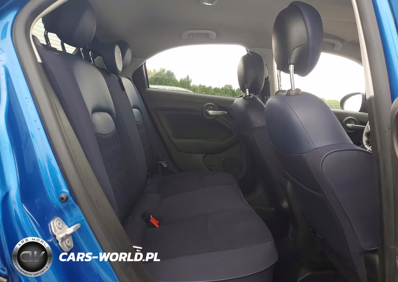 2021 Fiat 500X Pop VIN:ZFBNF3A10MP944748 - 10