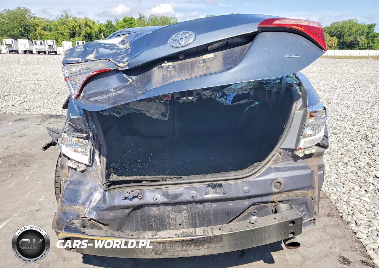 2018 Toyota Corolla Le VIN:5YFBURHE2JP842282 - 6