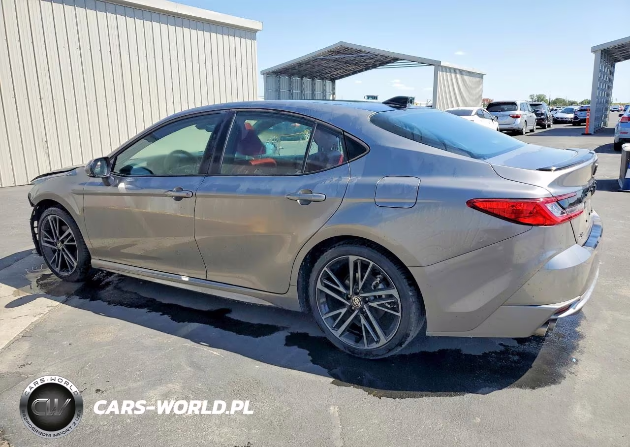 2025 Toyota Camry Xse VIN:4T1DAACK2SU586984 - 2