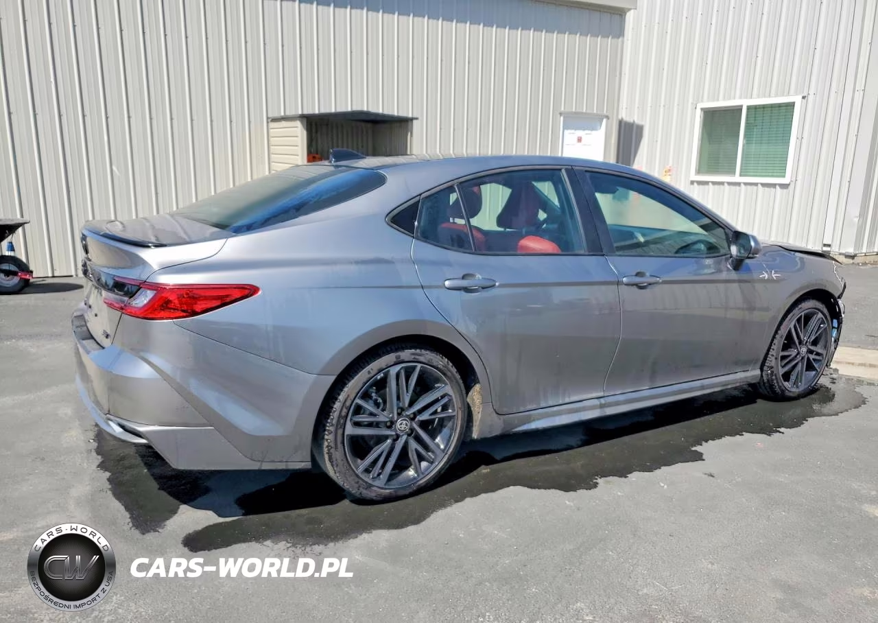 2025 Toyota Camry Xse VIN:4T1DAACK2SU586984 - 3