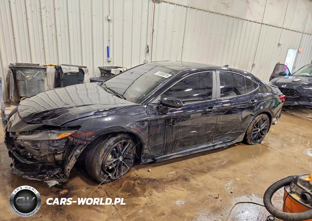 2025 Toyota Camry Se – zdjęcie 1 z 12