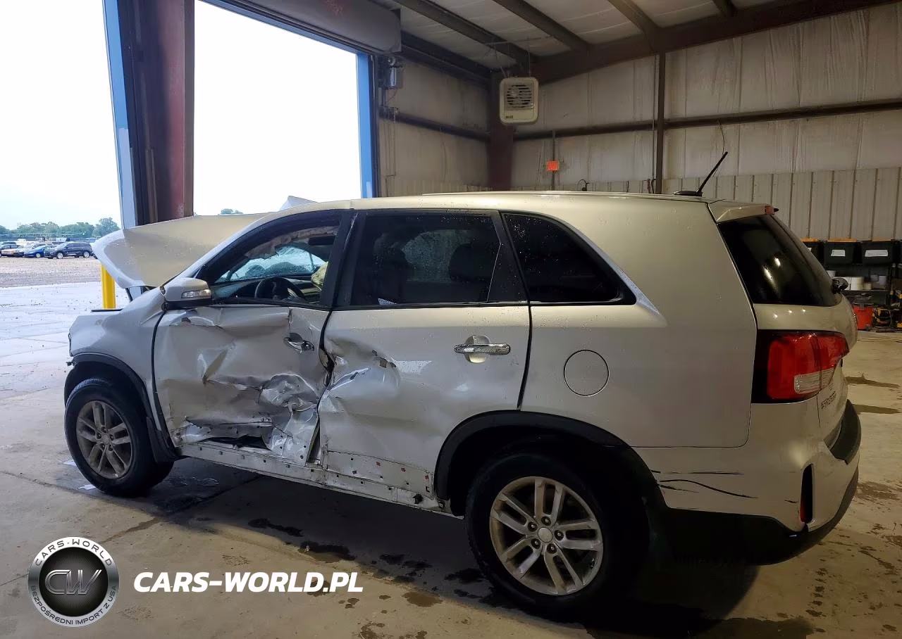 2014 Kia Sorento Lx VIN:5XYKT3A6XEG520258 - 2