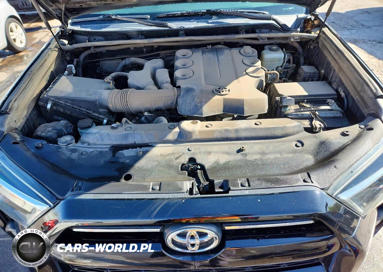 2020 Toyota 4Runner Trd Off-Road Premium VIN:JTEBU5JR8L5756816 - 12