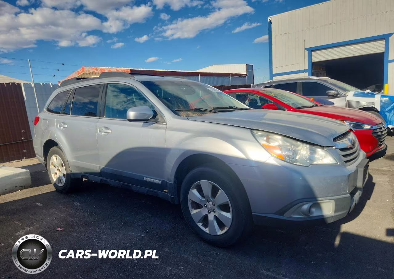 2012 Subaru Outback 2.5I Premium VIN:4S4BRBGC8C3229471 - 4