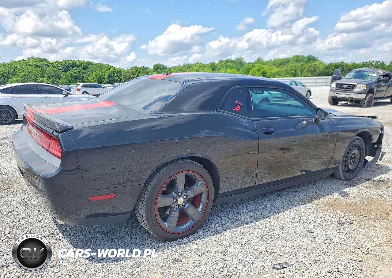 2013 Dodge Challenger Sxt VIN:2C3CDYAG1DH524906 - 3