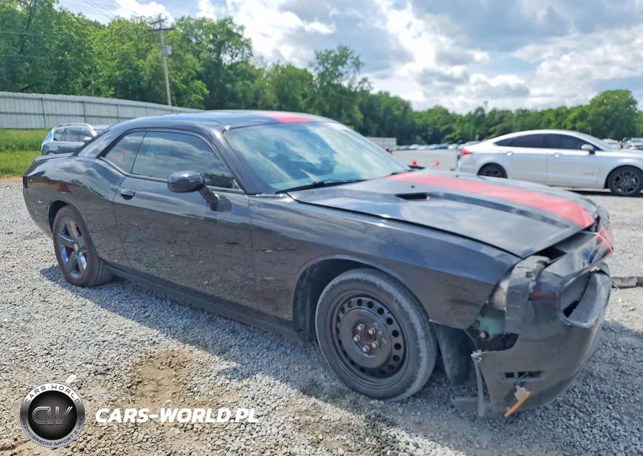 2013 Dodge Challenger Sxt VIN:2C3CDYAG1DH524906 - 4
