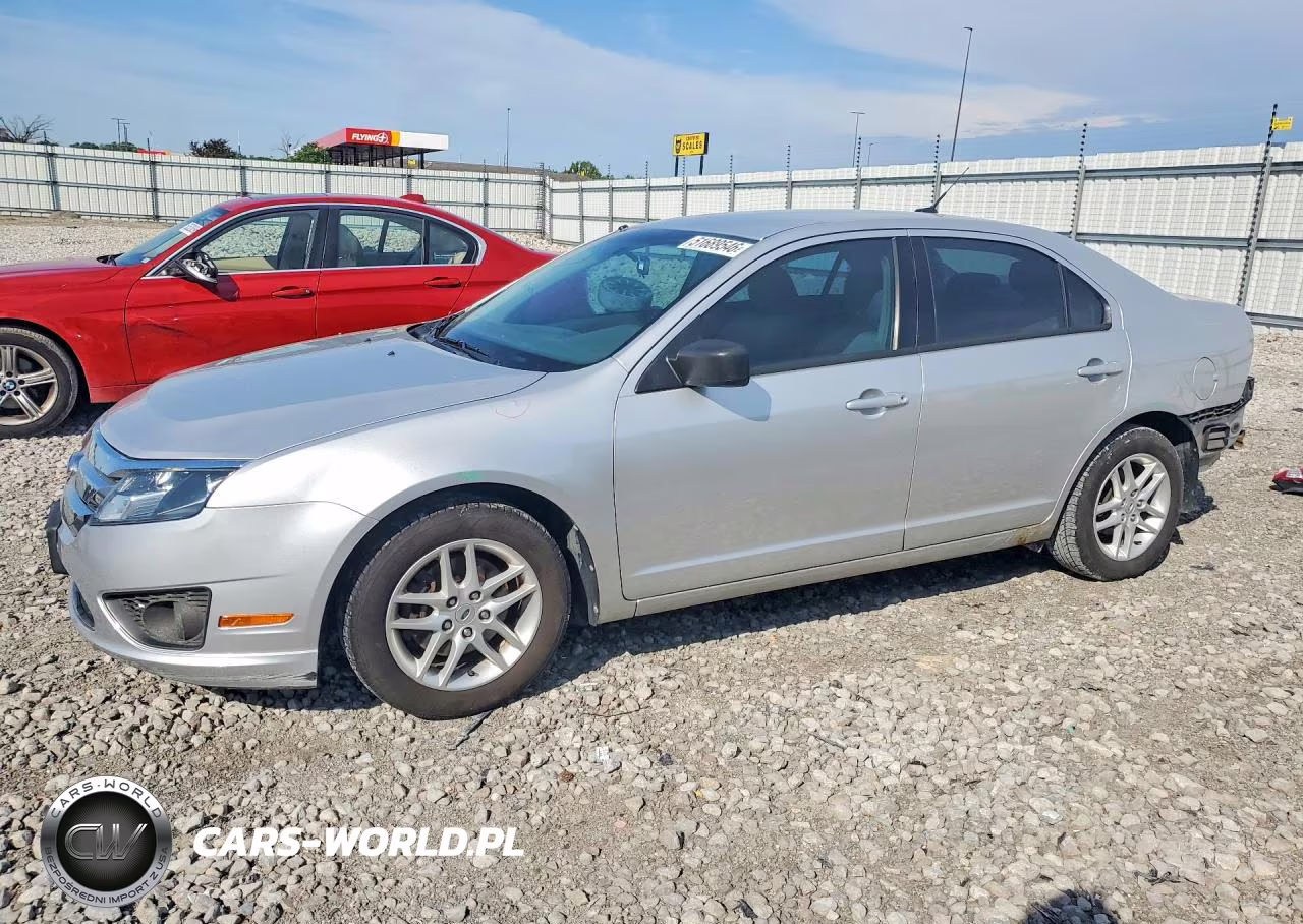 2012 Ford Fusion S – zdjęcie 1 z 13