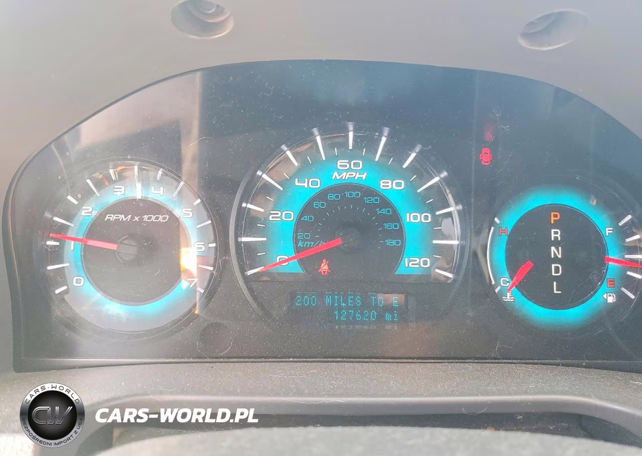 2012 Ford Fusion S VIN:3FAHP0GA8CR258967 - 9