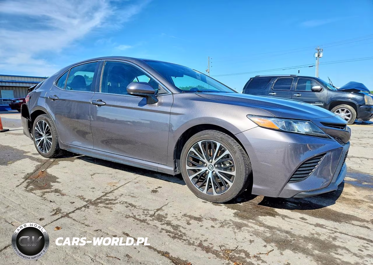 2019 Toyota Camry Se VIN:4T1B11HK6KU809950 - 4