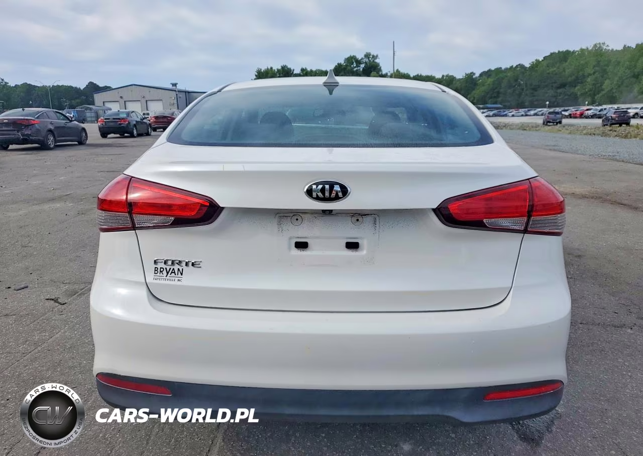 2017 Kia Forte Lx VIN:3KPFL4A73HE127929 - 6