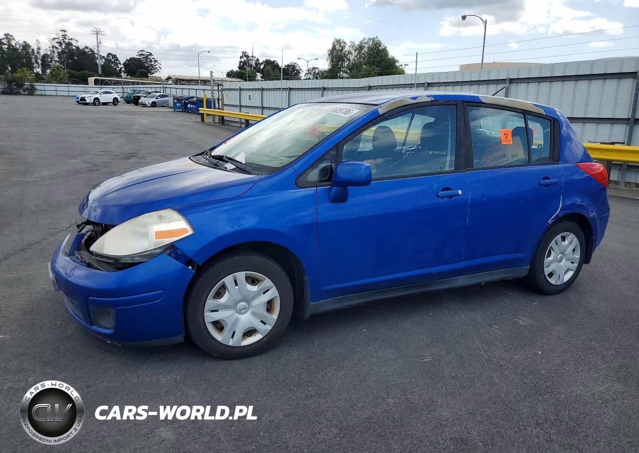 2011 Nissan Versa 1.8 S