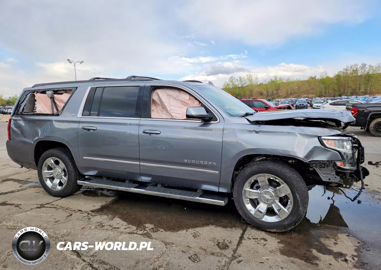2018 Chevrolet Suburban K1500 Lt VIN:1GNSKHKC0JR203547 - 4