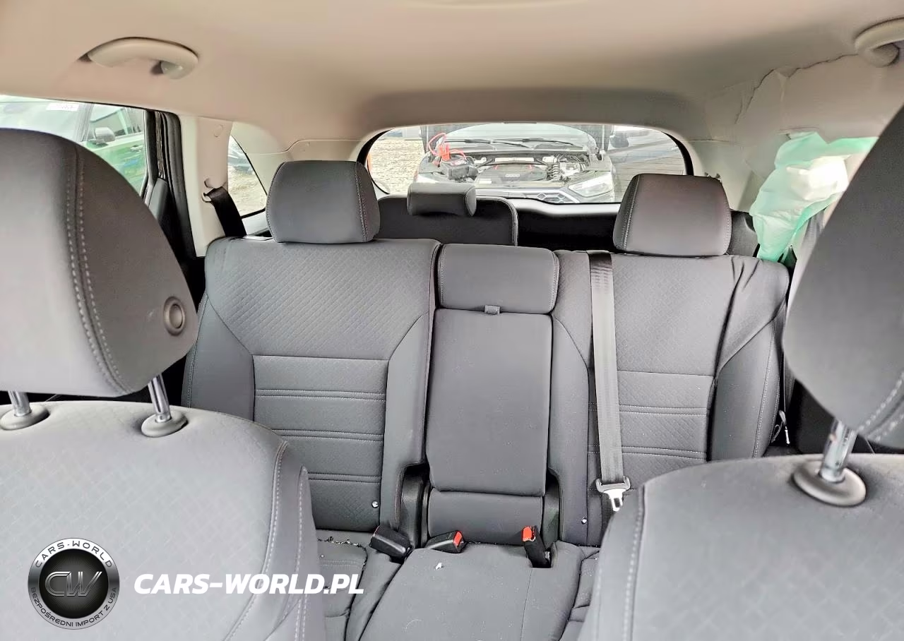 2019 Kia Sorento Lx VIN:5XYPG4A3XKG447975 - 10