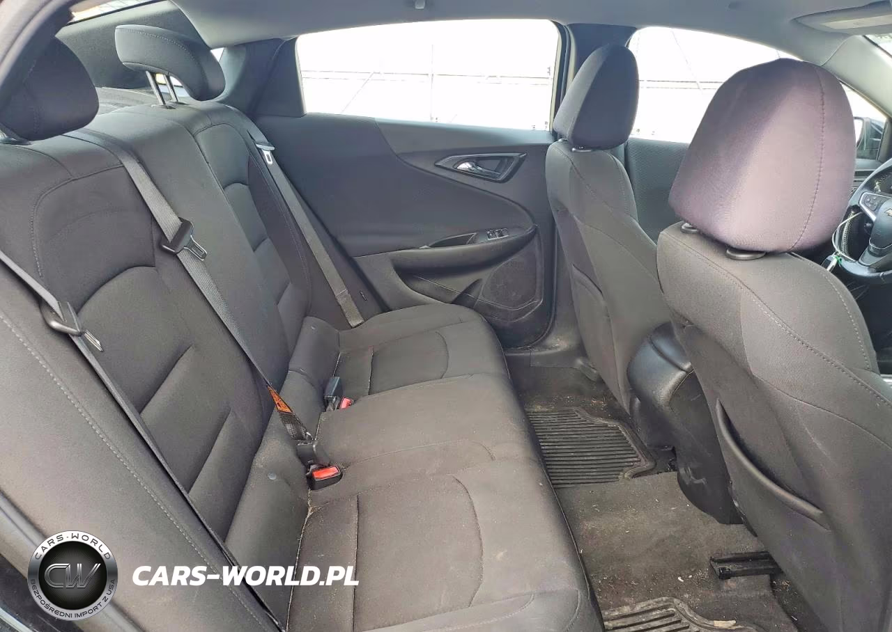 2021 Chevrolet Malibu Rs VIN:1G1ZG5ST0MF061271 - 10