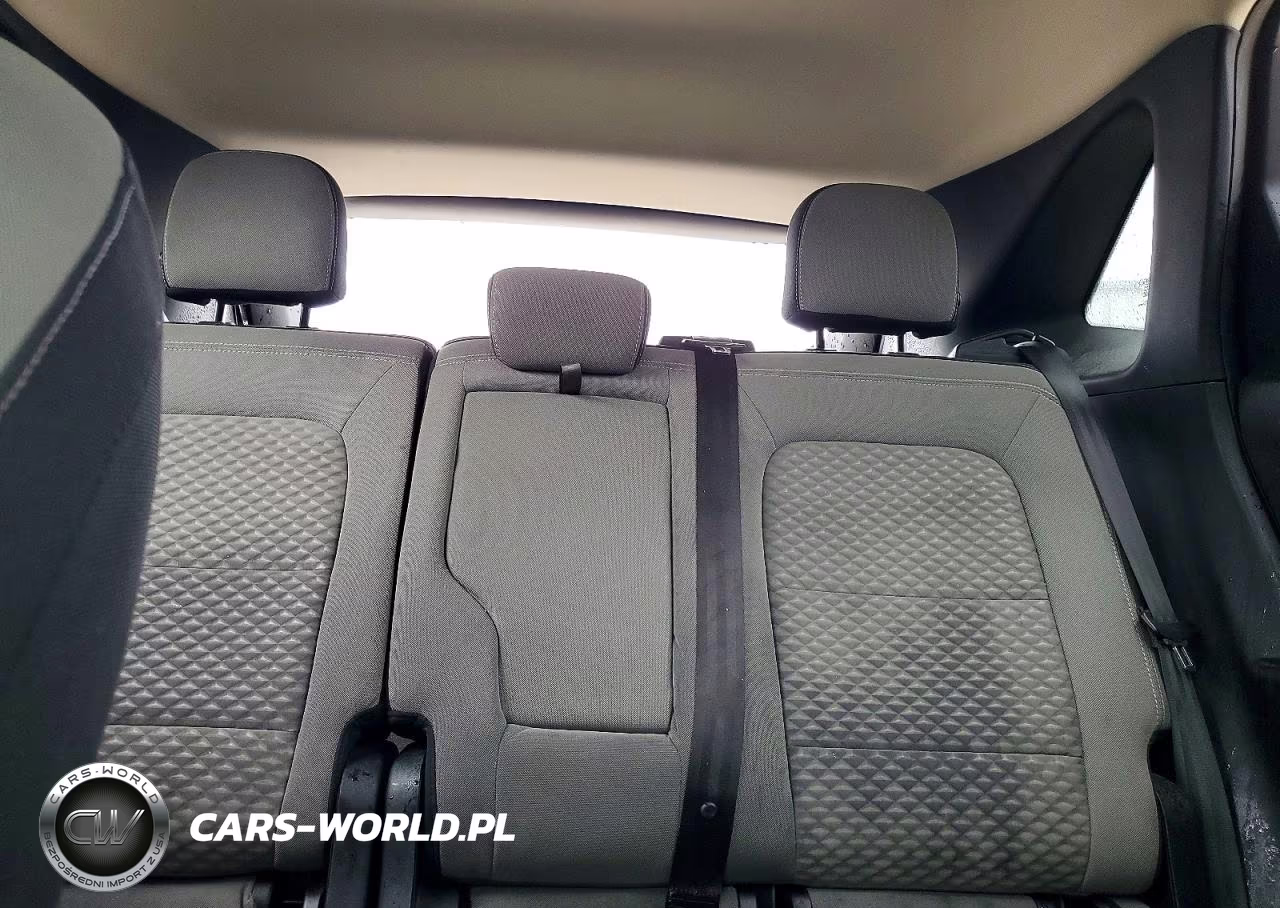 2020 Ford Escape Se VIN:1FMCU0G6XLUB65915 - 10