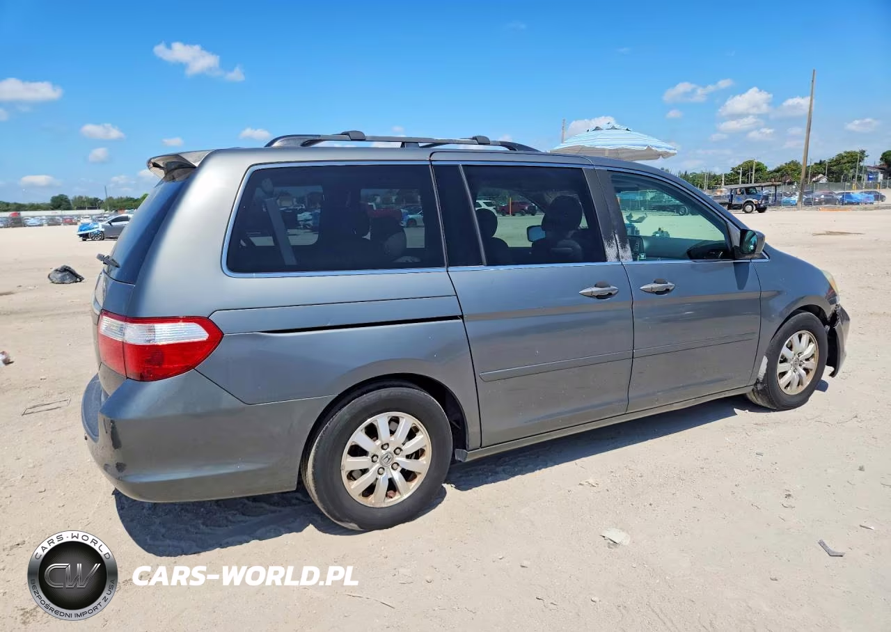 2007 Honda Odyssey VIN:5FNRL38827B107248 - 3