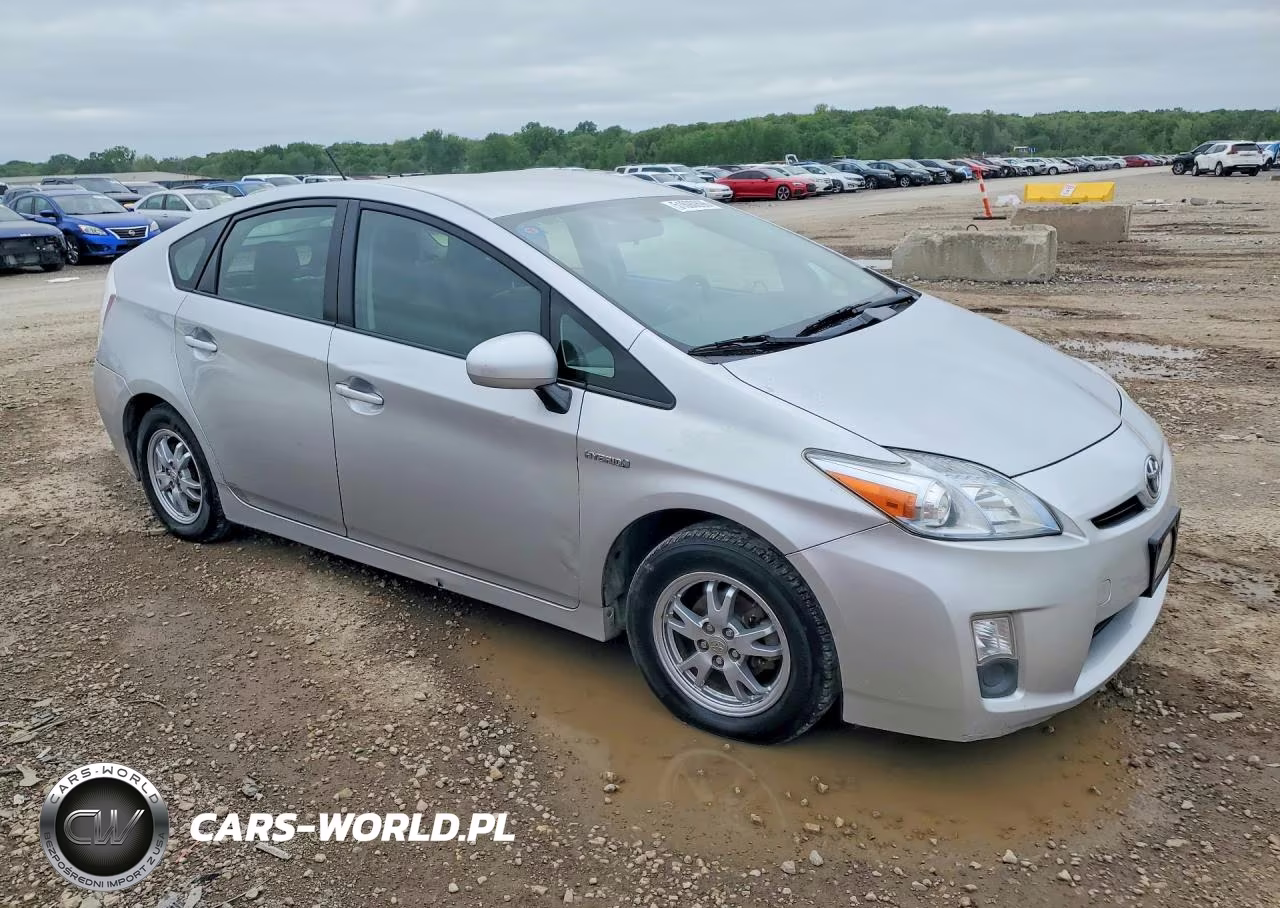 2010 Toyota Prius Ii VIN:JTDKN3DU3A0108705 - 4
