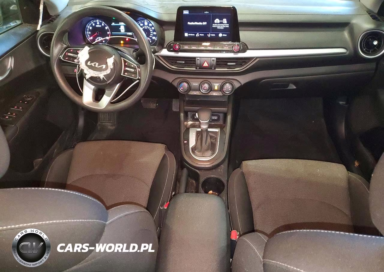 2022 Kia Forte Lxs VIN:3KPF24AD6NE485272 - 8