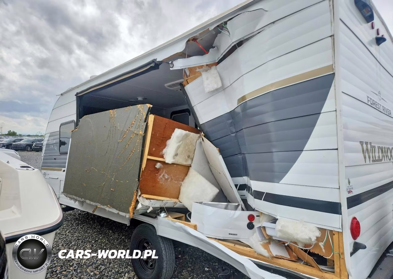 2026 Forest River Wildwood Camper VIN:5ZT2WDEC0TG205538 - 9